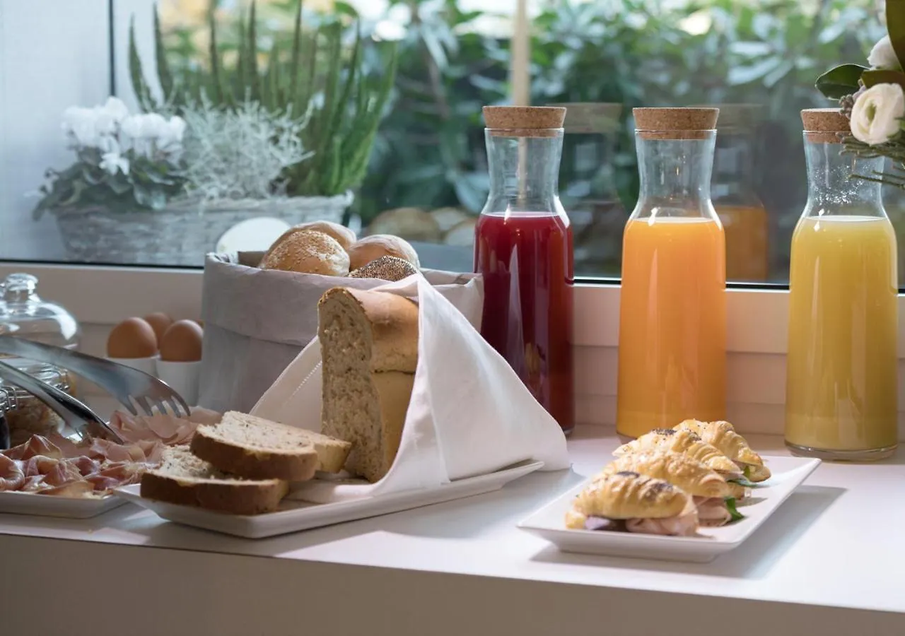 Frühstückspension B&B Le Farfalle San Felice del Benaco Italien